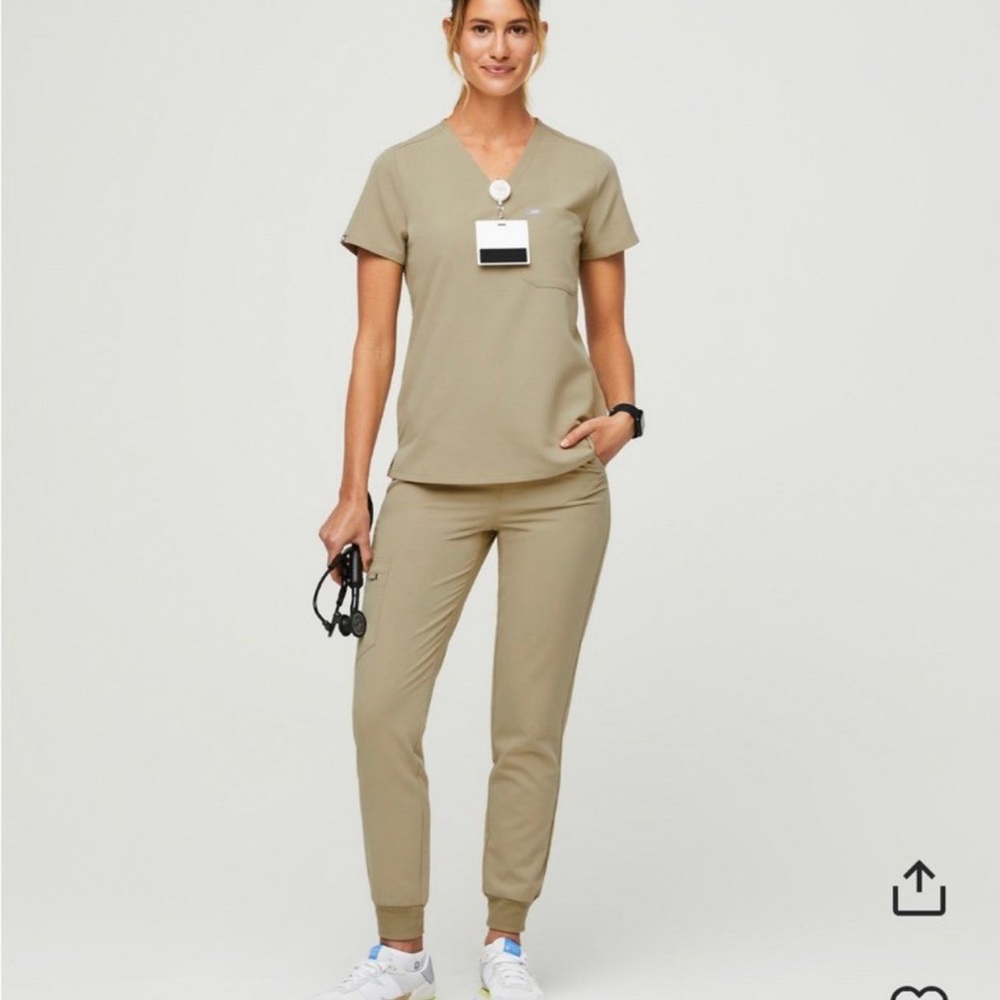 Figs scrub and pants size M new with tags